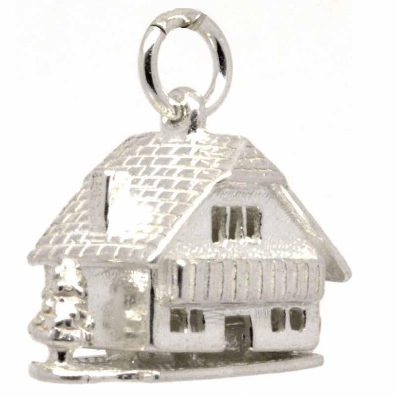 Charm - Chalet Cottage Charm With Tree