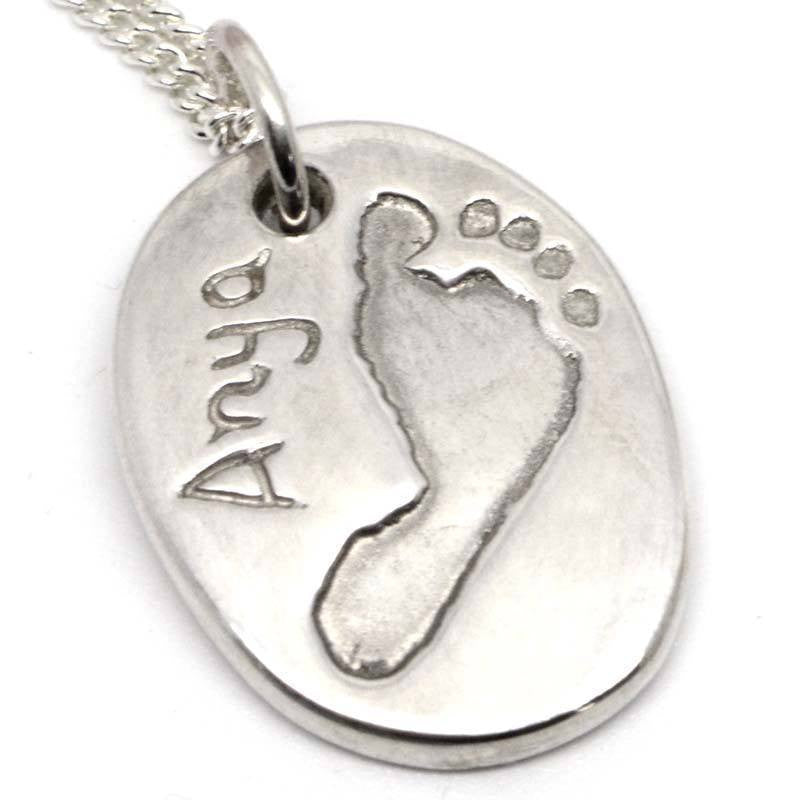 Footprint Oval Charm - Perfectcharm - 1