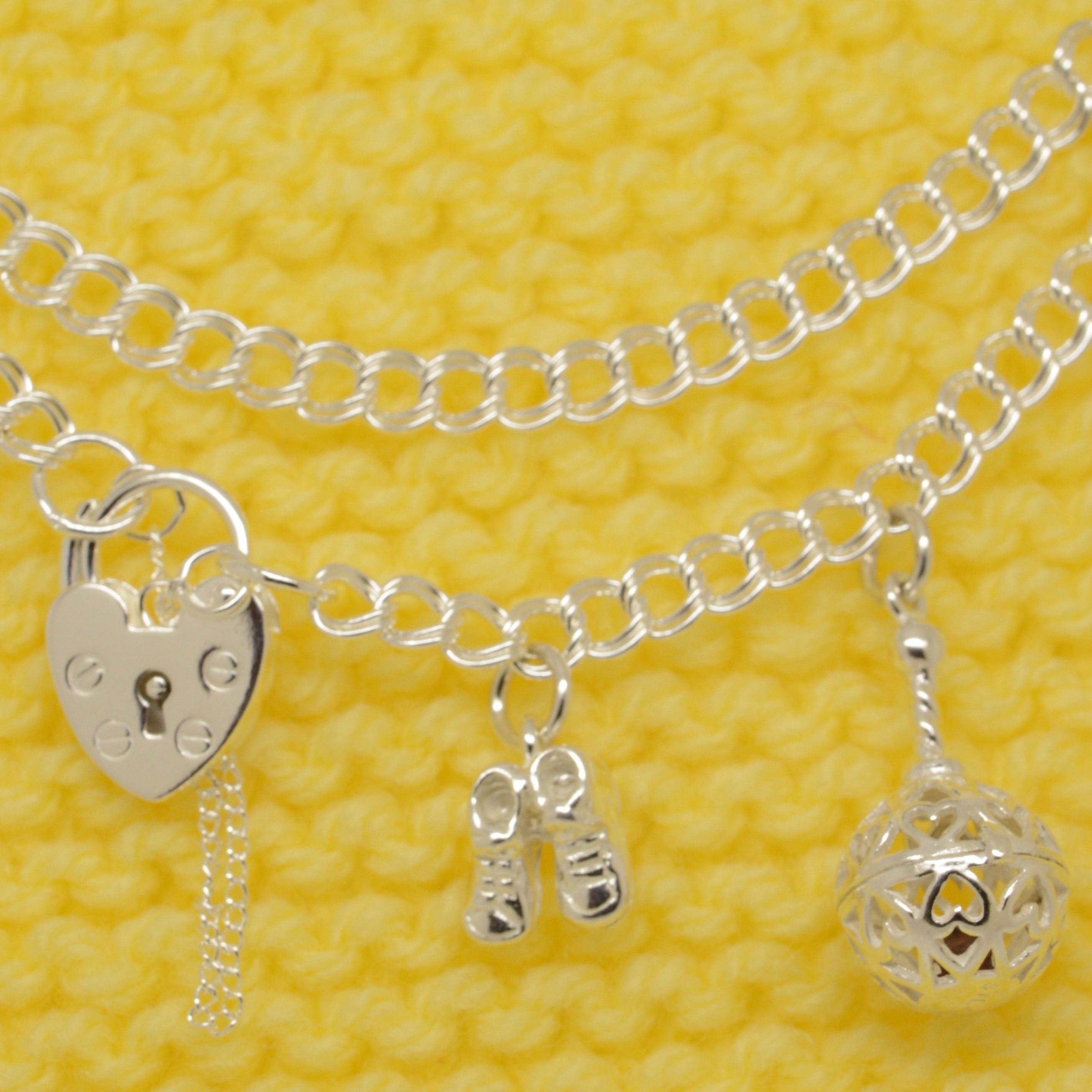 Baby Femmi-18K Gold Filled Heart Shaped Charm Bracelet – Femmi Accessories