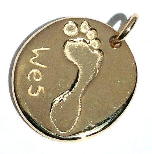 Charm - Gold Footprint Oval Charm