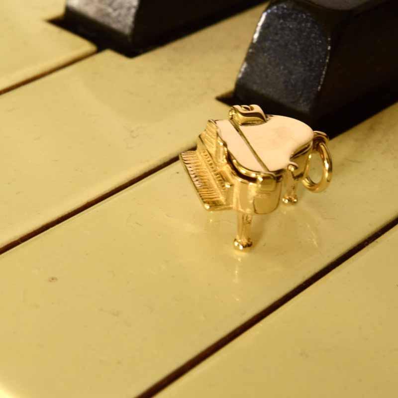 Gold Charm - Gold Opening Piano Charm